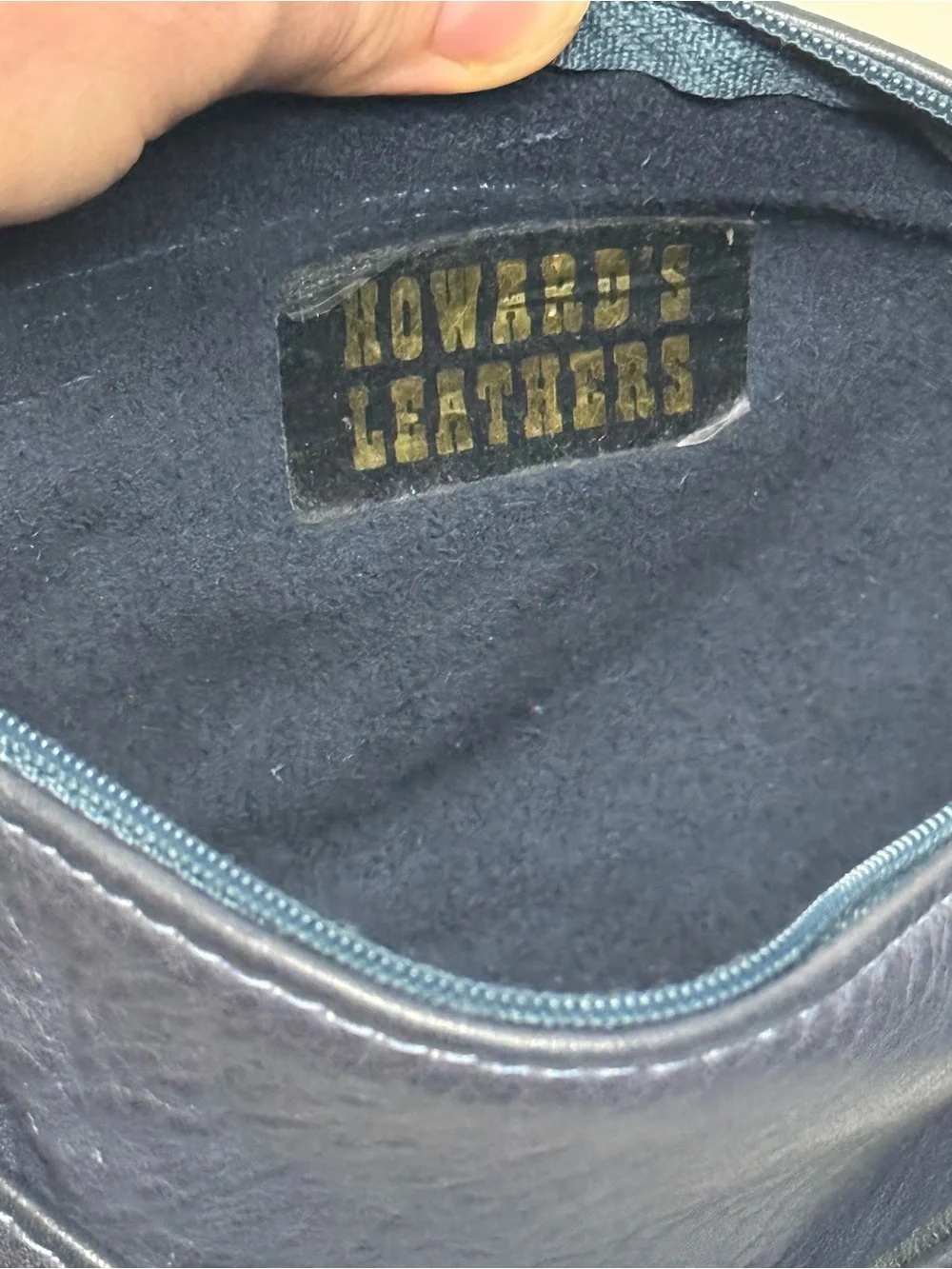 Vintage 80s Howard's Leathers Navy Pebbled Leather Shoulder Flap Bag Minimalist